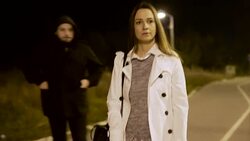 Robber stealing businesswoman bag in the street Stock Footage