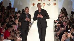 CLEAN: Manchester United get fashionable in Shanghai News Clip
