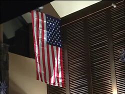 Snowboard fans watch Shaun White win Olympic gold in halfpipe News Clip