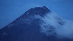 CLEAN : Rushed evacuations as Philippine volcano spews lava News Clip