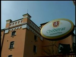 Czech spa offers beer bath News Clip