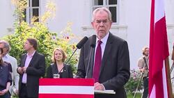 CLEAN : Austrias new president wants to unite country 2 News Clip