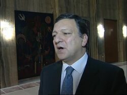 Barroso, Rehn meeting Serbian president on closer ties News Clip