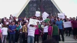 Mexican officials say more than 200 people were arrested at a demonstration in support of Joaquin "El Chapo" Guzman, the captured drug cartel leader. Some of the demonstrators said they had been promised money if they attended the protest. (Mar. 3) News Clip