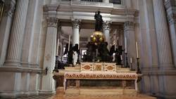 Italy, Venice - Cathedrals churches and monasteries Instructional Video