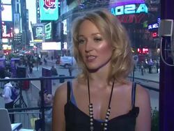 EVENT CAPSULE REPORTER/CHYRON: Yahoo! Kicks Off Global Yodel Competition with Jewel and LeAnn Rimes, New York, NY 10/13/09  Stock Footage