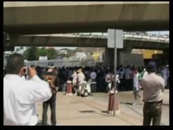 Demonstration against pension reform blocks holiday traffic News Clip