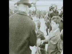 SYND 22-10-70 EAST GERMAN LEADER ARRIVAL Instructional Video