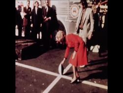 SYND 10-10-72 PAT NIXON CHRISTENS REPUBLICAN CAMPAIGN BUS News Clip