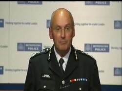 London's police chief has quit over his links to a former News of the World editor caught up in the phone hacking scandal. Metropolitan Police commissioner Paul Stephenson denies any wrongdoing. Instructional Video