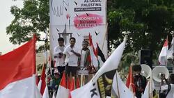 CLEAN : Indonesians protest against Trump announcement on Jerusalem News Clip