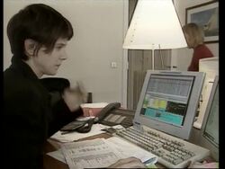 Overview of industry as Alcatel cuts 20,000 jobs News Clip