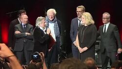 CLEAN : Cinema: actress Catherine Deneuve dedicates award to farmers News Clip