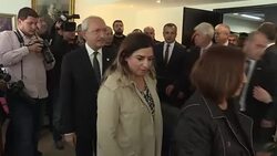 CLEAN : Turkish opposition leader Kemal Kilicdaroglu visits Cumhuriyet News Clip