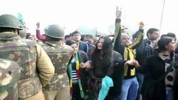 CLEAN : Activists in India continue News Clip