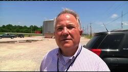 High water level of Missisippi travels down river News Clip