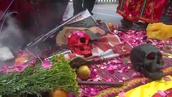 CLEAN : Peruvian shamans perform rituals ahead of election News Clip