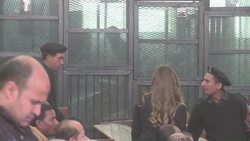 VOICED : Liberan periodistas de Al Jazeera News Clip