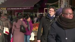 VOICED : Un Paris sin ley pero con turistas News Clip