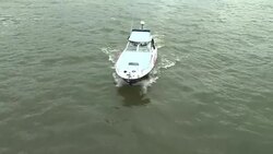 CLEAN : Brexit flotilla sails through London after budget warning News Clip