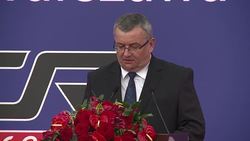 CLEAN : China's Xi weaves Poland into new silk road plan News Clip