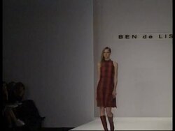 ENTERTAINMENT DAILY: ENT1- LONDON FASHION Instructional Video