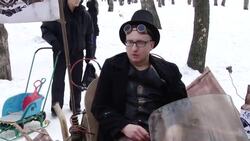 Russian daredevils brave ice on homemade slides Instructional Video