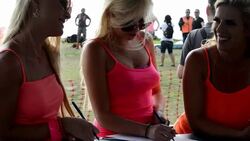 CLEAN : Paragliding off Lima's Green Cliffs News Clip