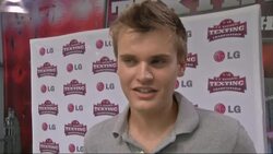 Fastest texters in US face off in New York News Clip