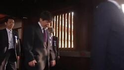 CLEAN : Japan lawmakers visit Yasukuni shrine en masse News Clip