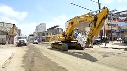 VOICED : Ecuador: limpieza y demoliciones siguen semanas despues de sismo News Clip