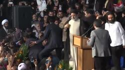 Supporters of Rouhani and Raisi rally in Tehran Instructional Video