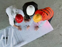 CRANE: Construction professionals Stock Footage