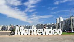 Time lapse of Montevideo sign, Pocitos neighbourhood Stock Footage