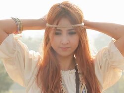 Hippie girl Stock Footage