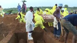CLEAN : Mass burials begin for Sierra Leone flood victims News Clip