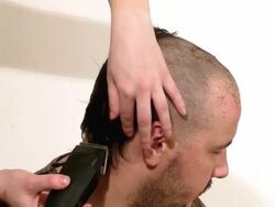 Taking a haircut Stock Footage