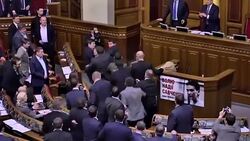 CLEAN : Mass brawl breaks out in Ukrainian parliament News Clip