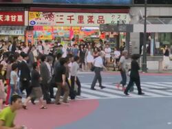 WS Large crowd crossing busy Shibuya intersection / Tokyo, Kanto, Japan Stock Footage