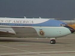 GEORGE BUSH VISIT UK 1989 News Clip