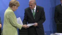 CLEAN : Violence has no place at Ukraine national talks: Merkel News Clip