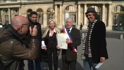 Exotic dancer running for party ahead of presidential elections News Clip