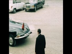 SYND 13 5 77 News Clip