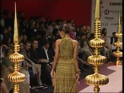 India's ace designer Tarun Tahiliani unveils Bollywood-inspired collection News Clip