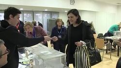 CLEAN : Polls open in tight general election in Spain (2) News Clip
