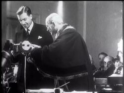 Anthony Eden is honoured with the freedom of Leamington. News Clip