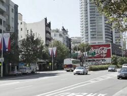 Traffic in front of Kings Cross, Sydney Stock Footage