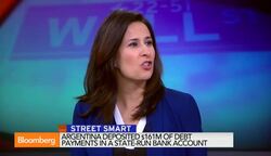 Kirchner Using Argentine Debt Issue as Distraction: Humes News Clip