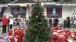 VOICED: Giving soldiers' children the gift of Christmas News Clip