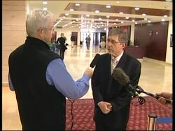 Israeli MKs call for Olmert, Peretz resignation in wake of Halutz going over Lebanon News Clip